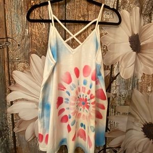 *** Final Sale*** NWOT Front Criss-Cross Tie-dye Tank